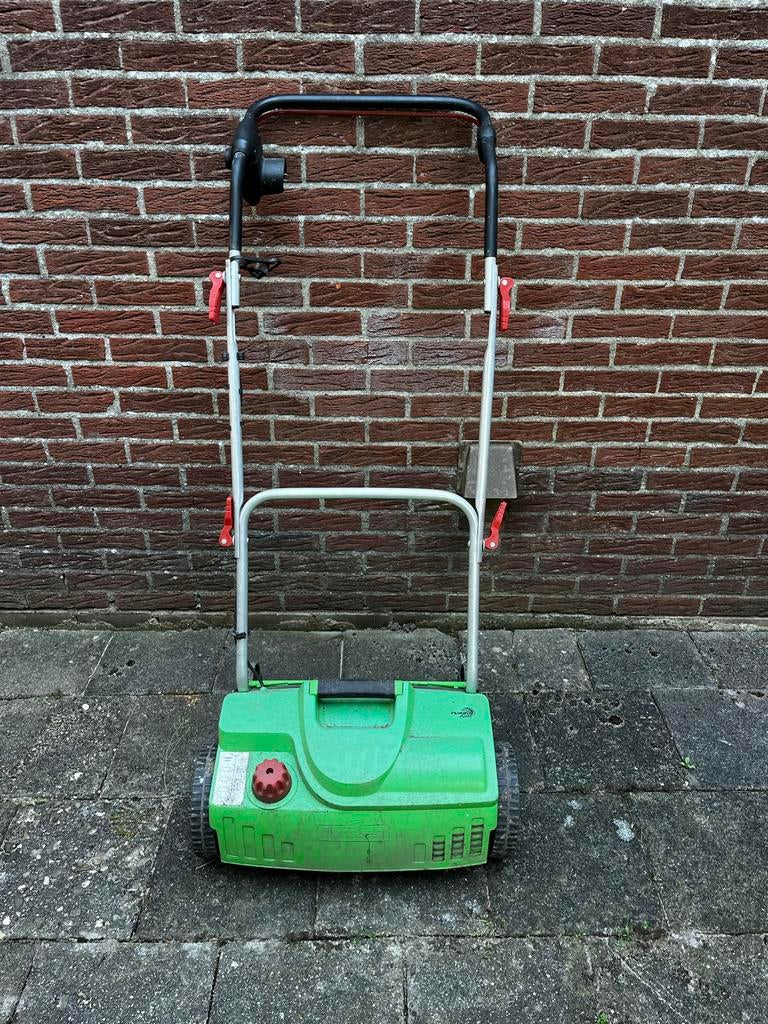 Florabest Verticuteermachine met opvangbak, Ophalen, Gebruikt, Elektrisch
