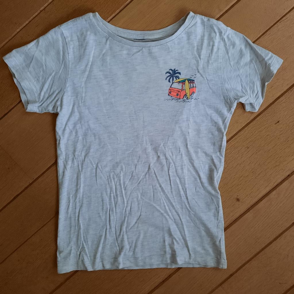 T- shirt lila maat 122/128, Kinderen en Baby's, Kinderkleding | Maat 122, Ophalen of Verzenden, Zo goed als nieuw, Meisje, Shirt of Longsleeve