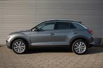 Volkswagen T-Roc 1.5 TSI Sport Pano Beats Virtual Camera, Voorwielaandrijving, Stof, 4 cilinders, 150 pk