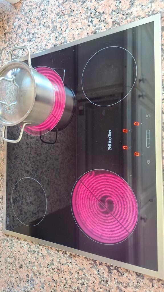 Miele keramische 4-pits kookplaat - Uitstekende staat, Witgoed en Apparatuur, Kookplaten, Zo goed als nieuw, Inbouw, Keramisch