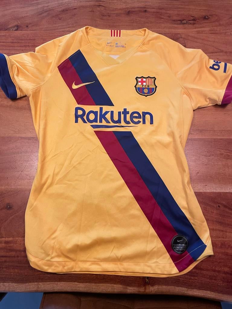 Originele dames voetbalshirts: Barcelona & Paris (Maat S), Kleding | Dames, Sportkleding, Ophalen of Verzenden, Gedragen, Maat 36 (S)
