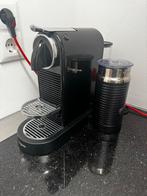 Nespresso apparaat met melkopschuimer, Espresso apparaat, Ophalen of Verzenden, Zo goed als nieuw, 1 kopje