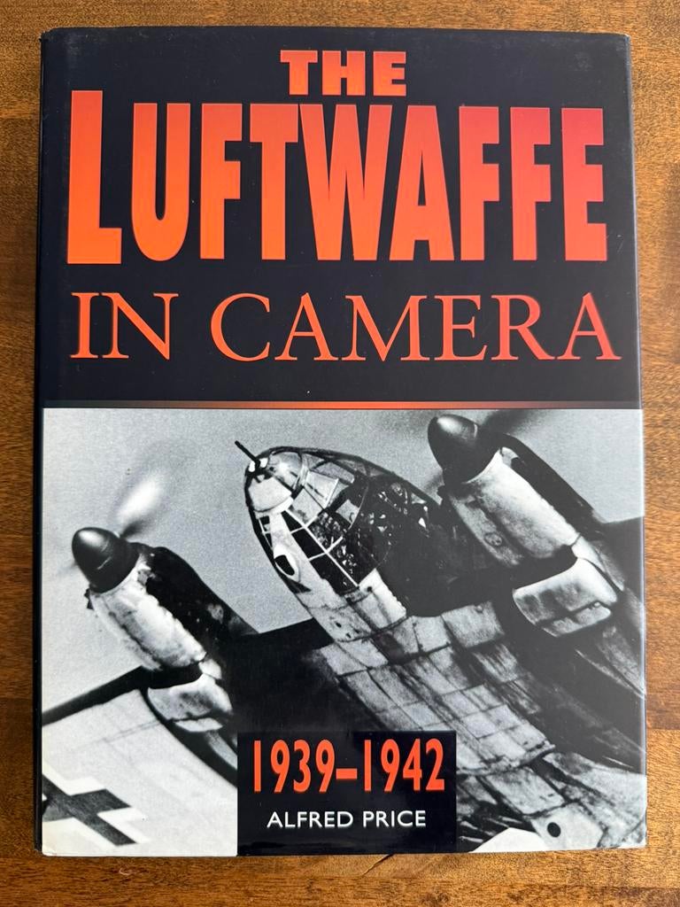 The Luftwaffe In Camera 1939 - 1942, Tweede Wereldoorlog, Ophalen of Verzenden, Zo goed als nieuw, Luchtmacht