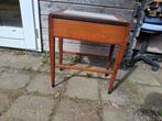 Leuk antiek houten kastje/ tafeltje, Ophalen