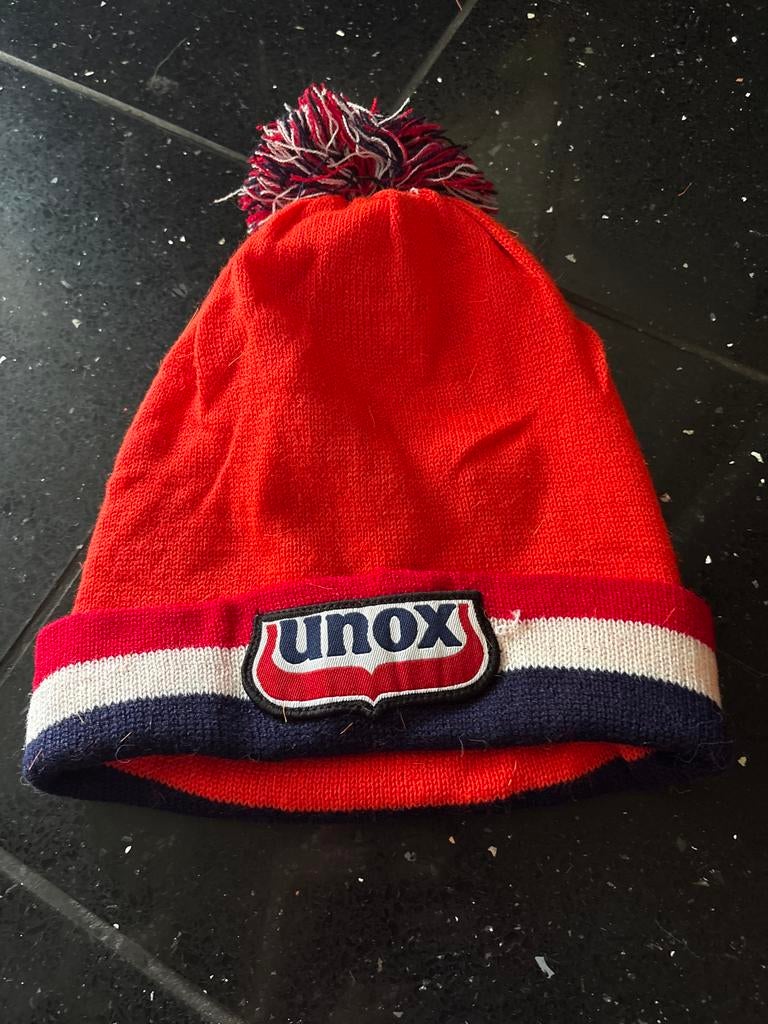 Unox muts met pompon koningsdag, Kleding | Dames, Mutsen, Sjaals en Handschoenen, Ophalen of Verzenden, Gedragen, Muts