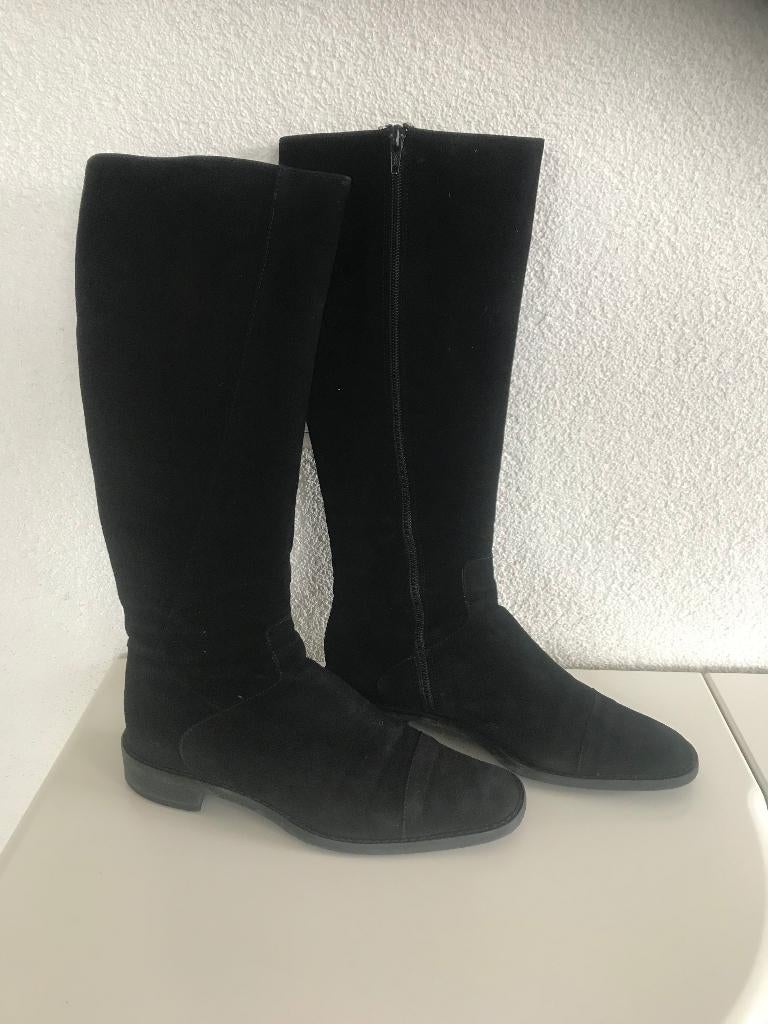 Te koop 2 paar dames laarzen, Hoge laarzen, Zwart, Ophalen of Verzenden, Zo goed als nieuw