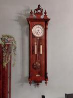 Luxe wand klok Telma Snaarregulateur Paardje model Notenhout, Ophalen