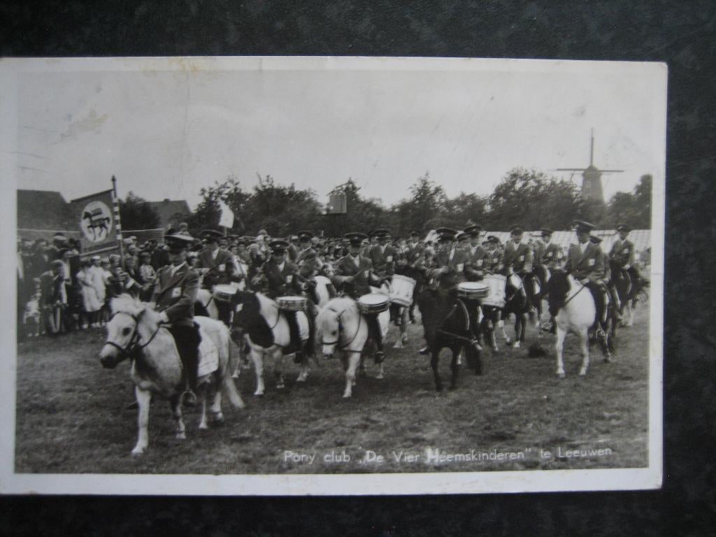 LEEUWEN Pony club De vier Heemskinderen met molen, Ophalen of Verzenden, 1940 tot 1960, Gelderland