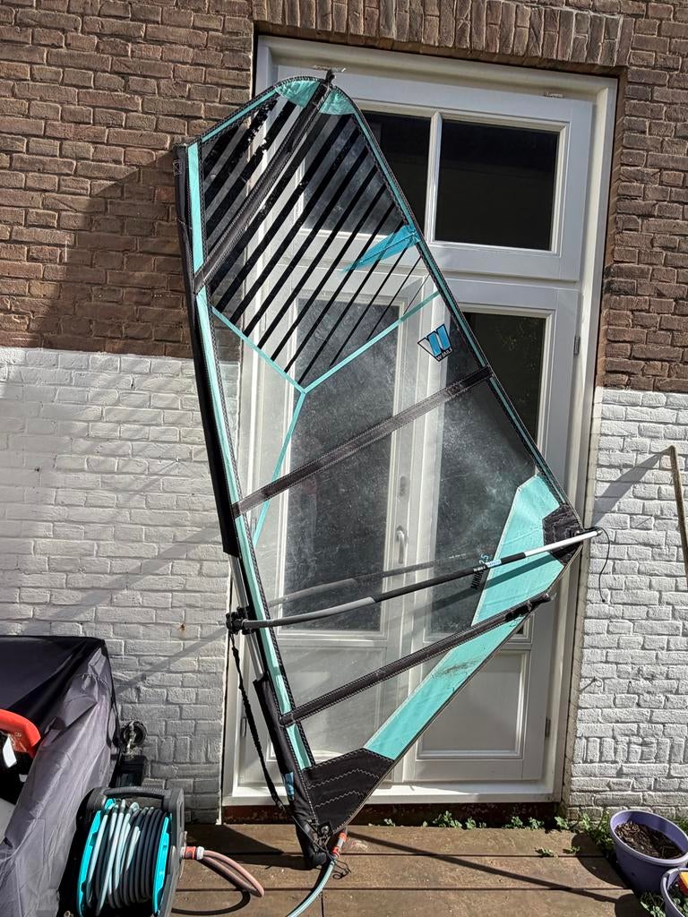 Windsurf kinderzeil 2.5m2 met mast, giek en mastvoet, Ophalen, Gebruikt, Complete set, Minder dan 5 m²