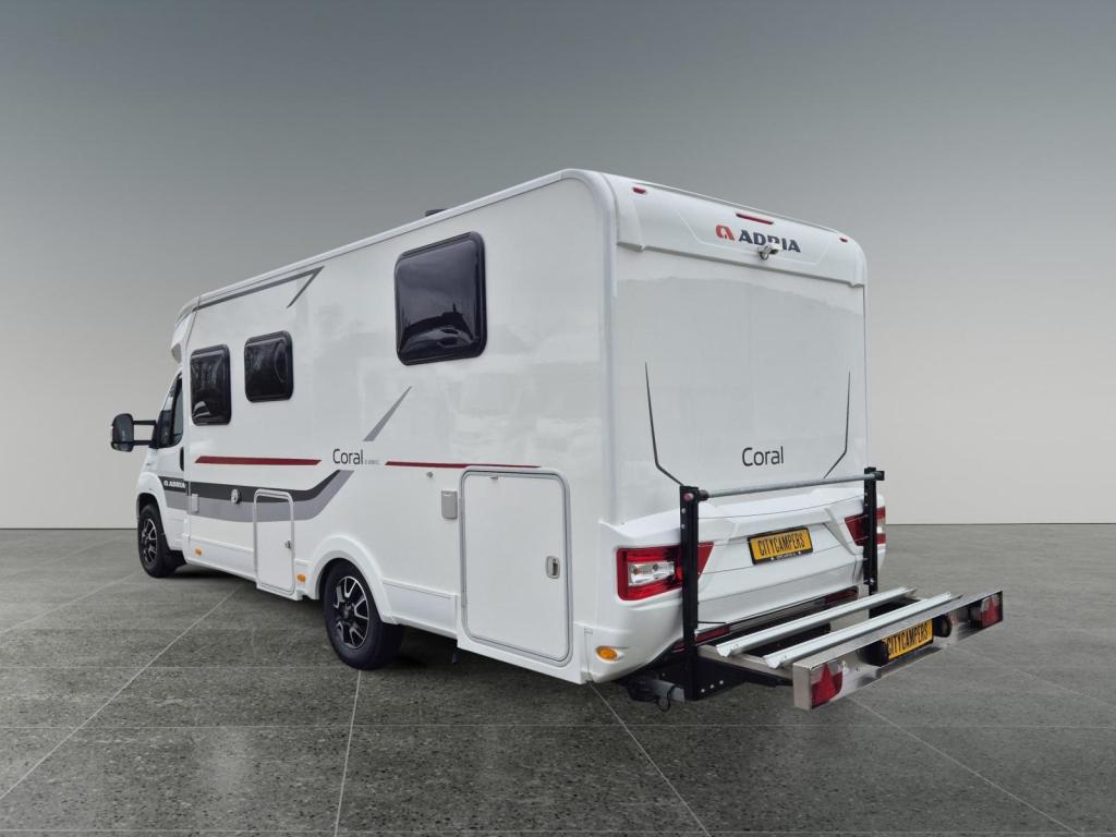 Adria S690SC Queensbed / topstaat!, Standaard zit, Fiat, Tot en met 2, 7 tot 8 meter