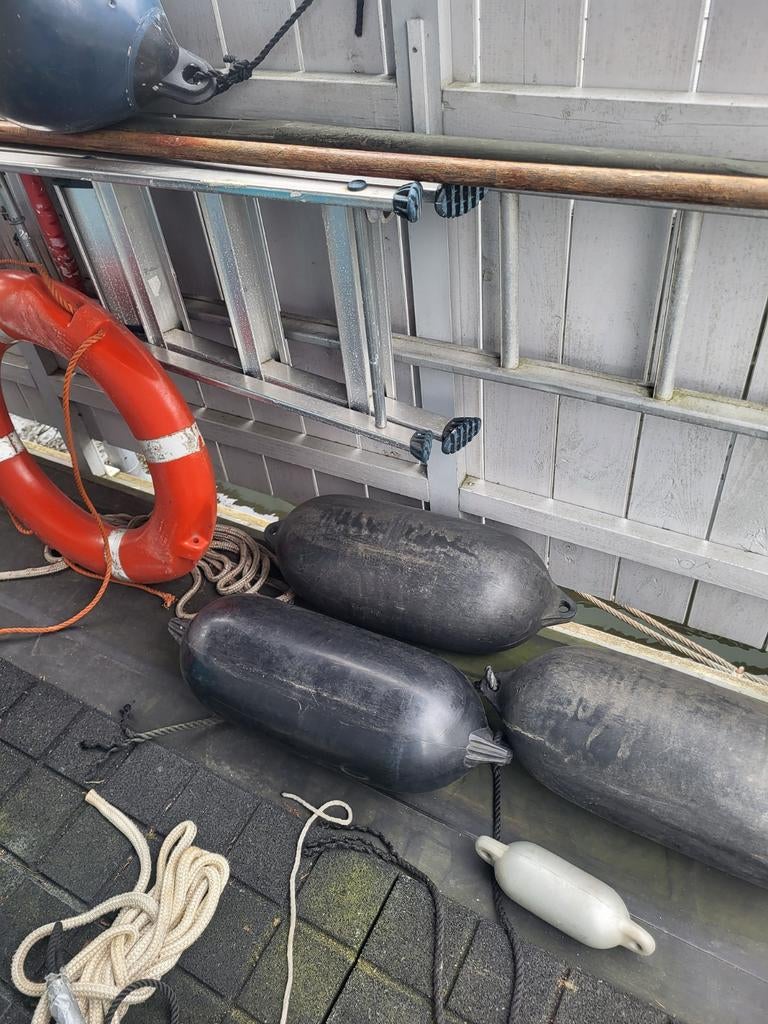 Set van 3 stootwillen en reddingsboei, Watersport en Boten, Ophalen, Gebruikt, Overige typen