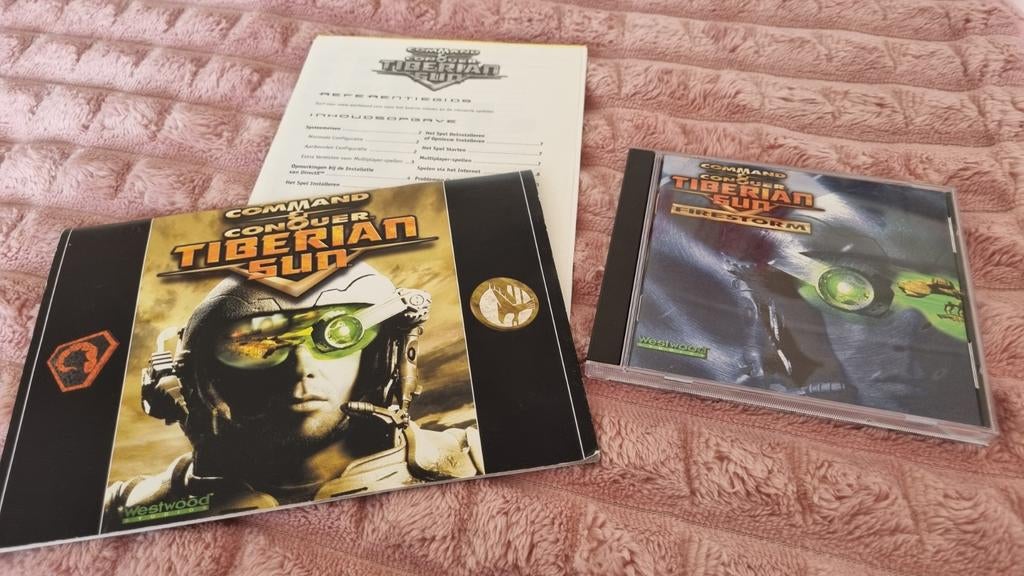 Retro game Command & Conquer Tiberian Sun + Firestorm PC, Spelcomputers en Games, Games | Pc, Verzenden, 1 speler, Zo goed als nieuw
