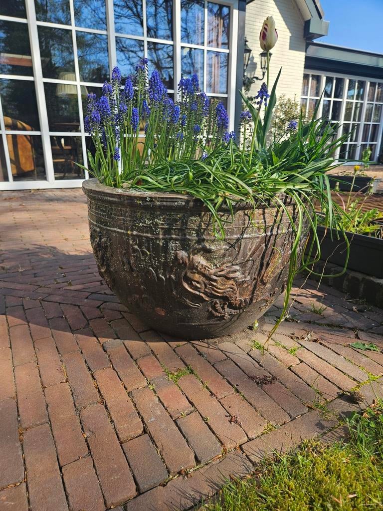 2 antieke chinese bloempotten plantenpotten, Ophalen, Steen, Gebruikt, Rond