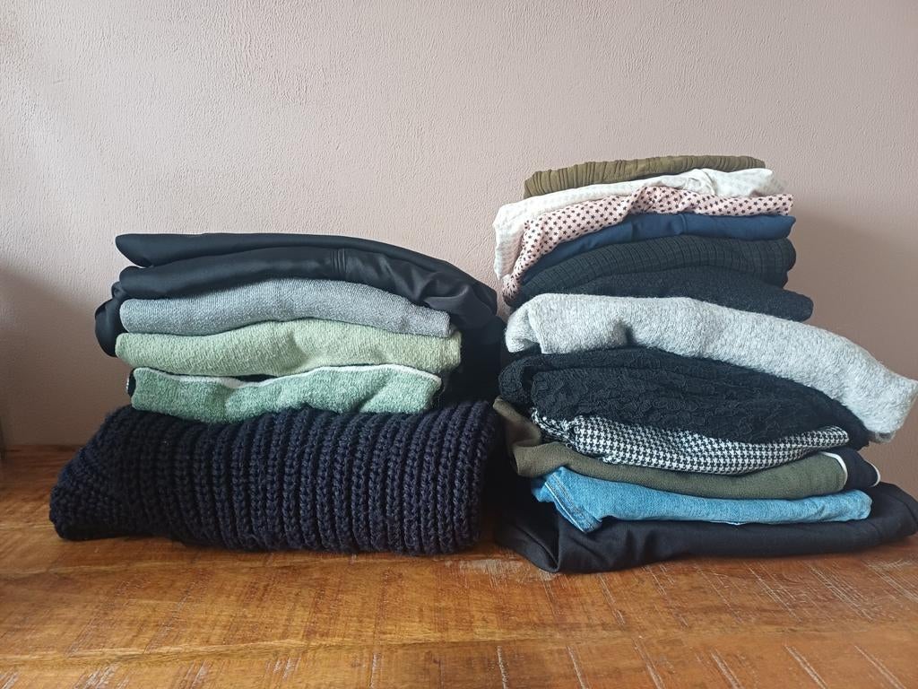 Tas vol met kleding maat M, Ophalen of Verzenden, Zo goed als nieuw