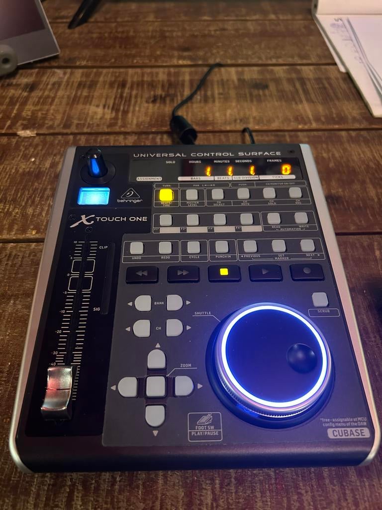 Behringer X-Touch One daw controller, Ophalen of Verzenden, Zo goed als nieuw, Audio