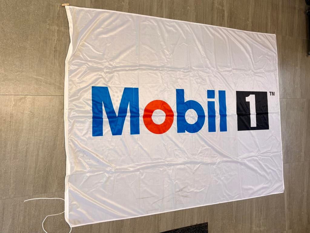 Vlag 195x145cm Mobil 1, Ophalen of Verzenden, Zo goed als nieuw