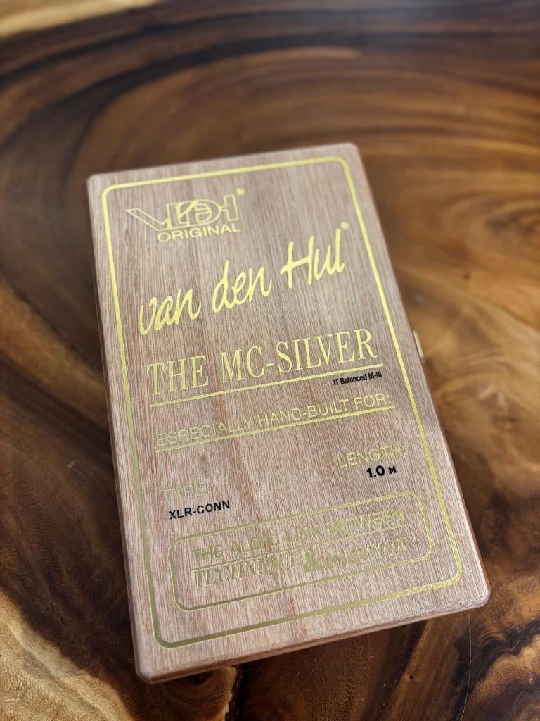 Van den Hul The MC Silver XLR-XLR 1 meter, Ophalen of Verzenden, Gebruikt, Minder dan 2 meter, Interlink-kabel