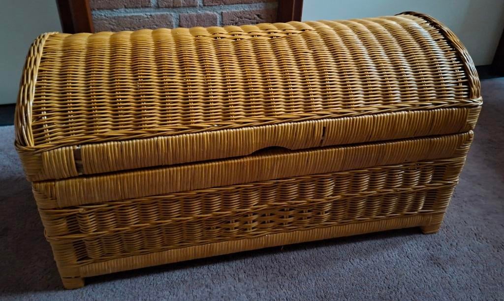 Rotan mand met deksel - 71x33x39cm, Huis en Inrichting, Woonaccessoires | Kisten, Ophalen, 50 tot 100 cm, Zo goed als nieuw, Minder dan 50 cm