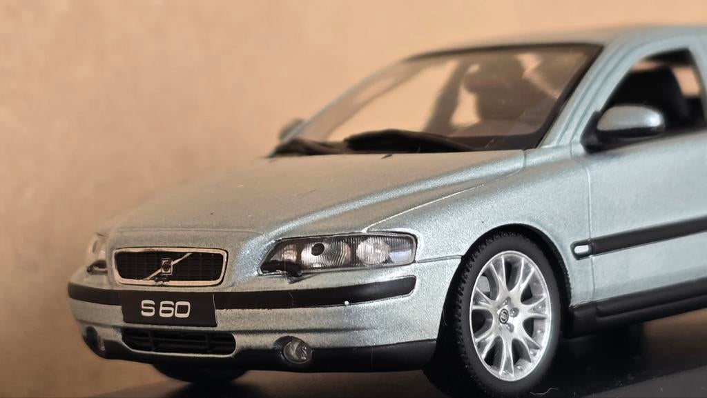 Volvo S60 1:43, Ophalen of Verzenden, Zo goed als nieuw, Auto, Overige merken