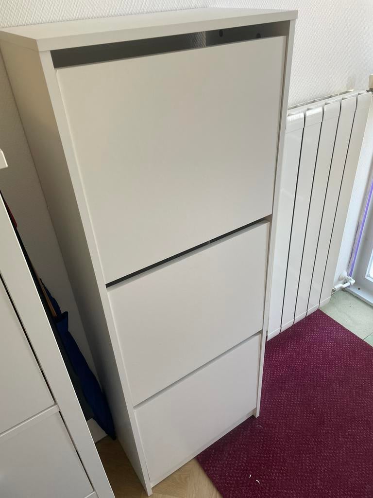 Gratis IKEA BISSA schoenenkast (3 vakken), Ophalen, Gebruikt
