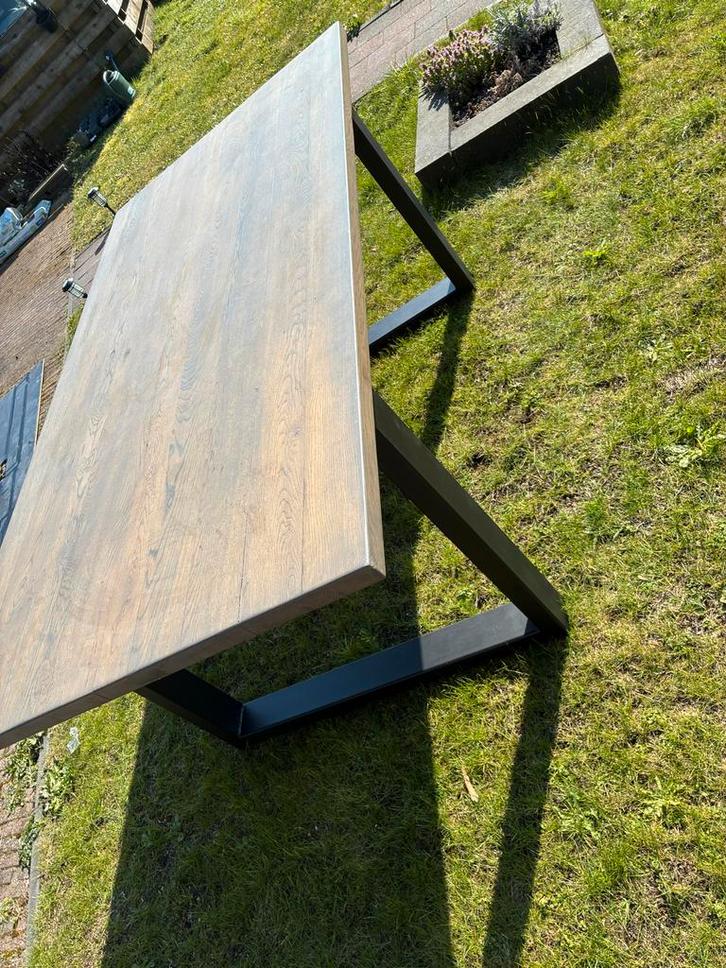 Massief eiken eettafel met ijzeren poten 200x100x73 cm, Huis en Inrichting, Tafels | Eettafels, Gebruikt, 100 tot 150 cm, 150 tot 200 cm