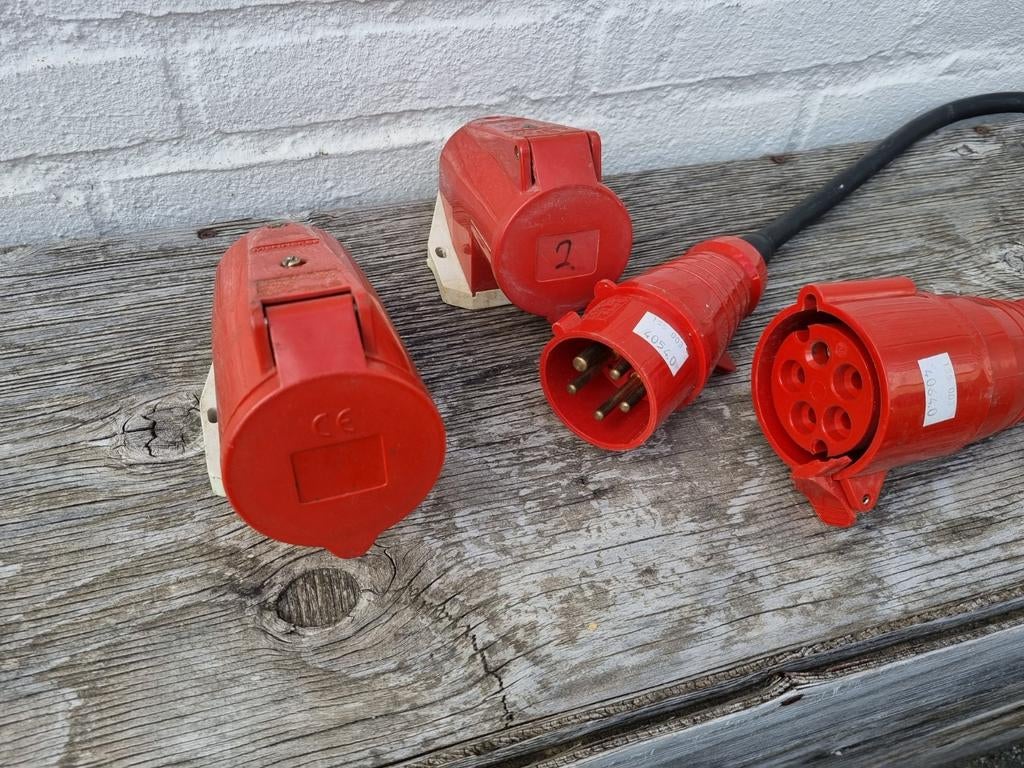Krachtstroom stopcontacten en stekker 5 polig, Doe-het-zelf en Verbouw, Elektra en Kabels, Ophalen of Verzenden, Gebruikt, Stopcontact