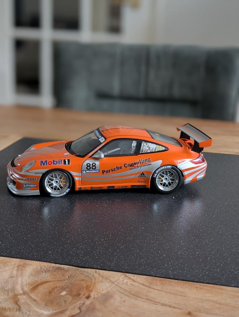 model auto, Ophalen of Verzenden, Zo goed als nieuw, Auto, Autoart