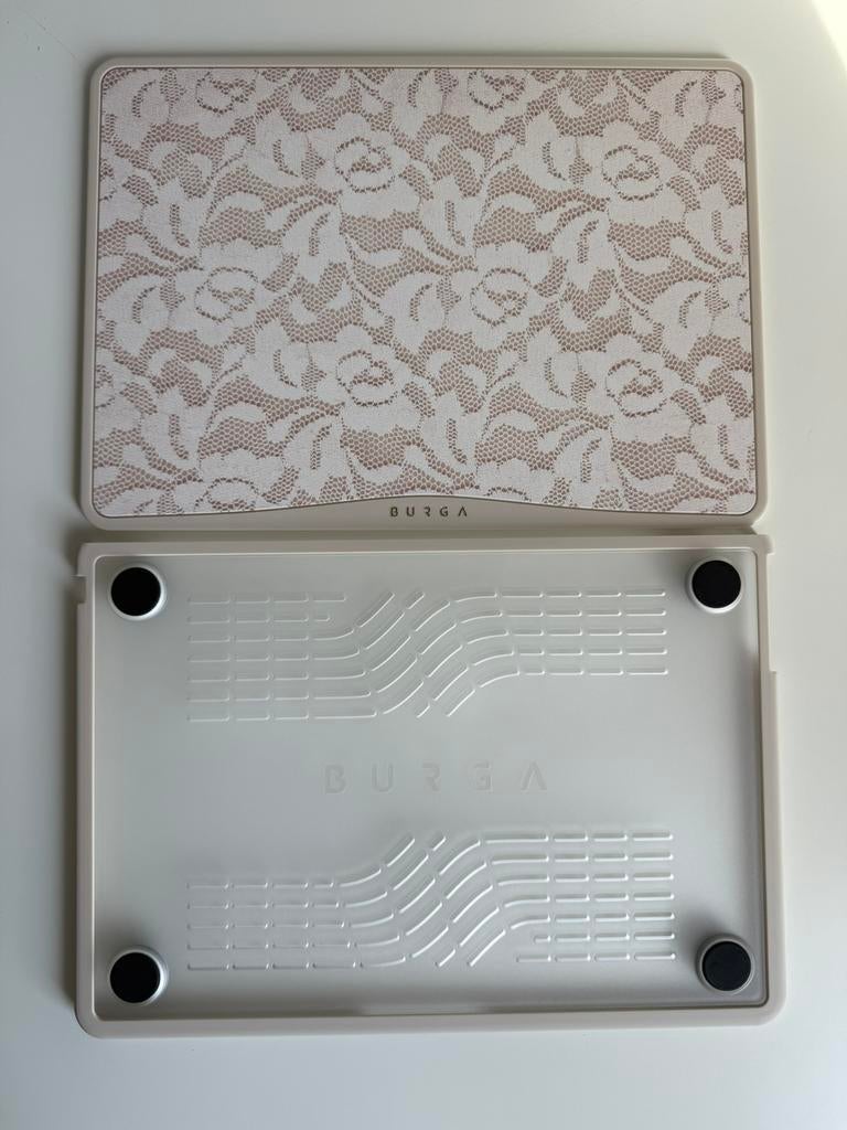 Burga hardcover voor MacBook Air 13.6 kantpatroon, Computers en Software, Laptophoezen, Ophalen, 13 inch, Nieuw