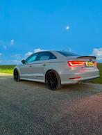Audi A3 2.0 TDI 135KW Sedan Quattro AUT 2016 Grijs, Auto's, Audi, 1800 kg, Zwart, 4 cilinders, Diesel