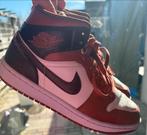 Nike Jordan schoenen - Maat 37,5, Kleding | Dames, Schoenen, Ophalen of Verzenden, Gedragen, Overige kleuren, Sneakers of Gympen