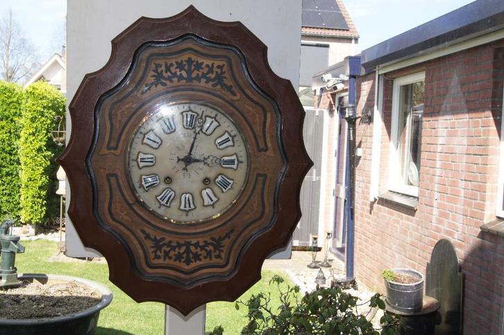 Oeil de Boeuf ( Ossenoog, Antiek en Kunst, Antiek | Klokken, Ophalen of Verzenden