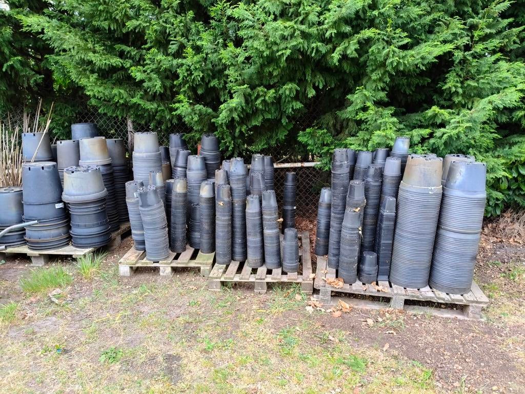 Te koop kweekpotten, Tuin en Terras, Ophalen of Verzenden, Gebruikt, Kunststof, Overige typen