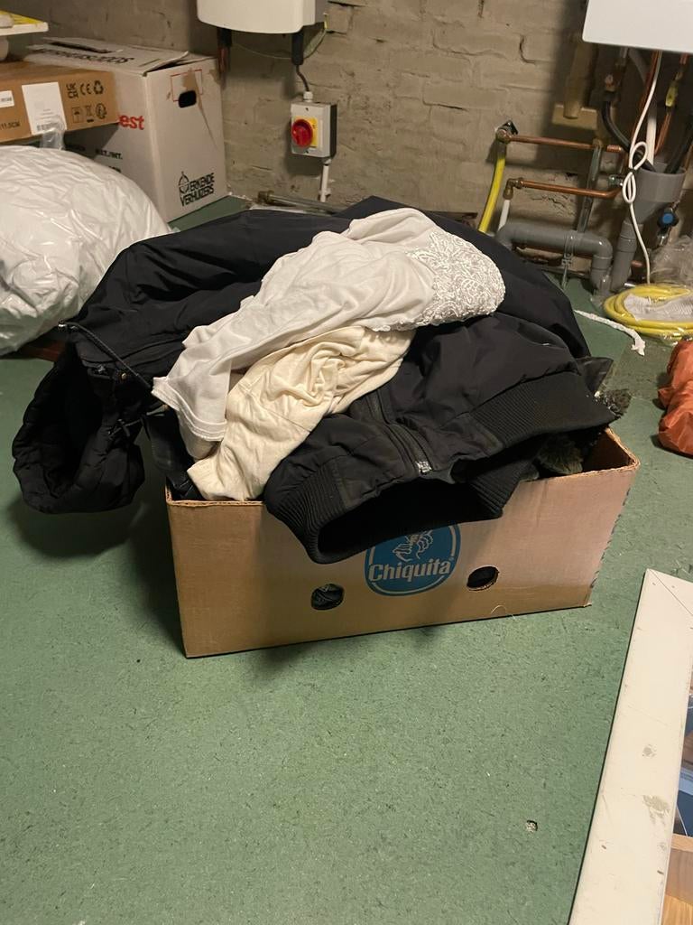 Doos vol kleding, Ophalen of Verzenden, Gedragen