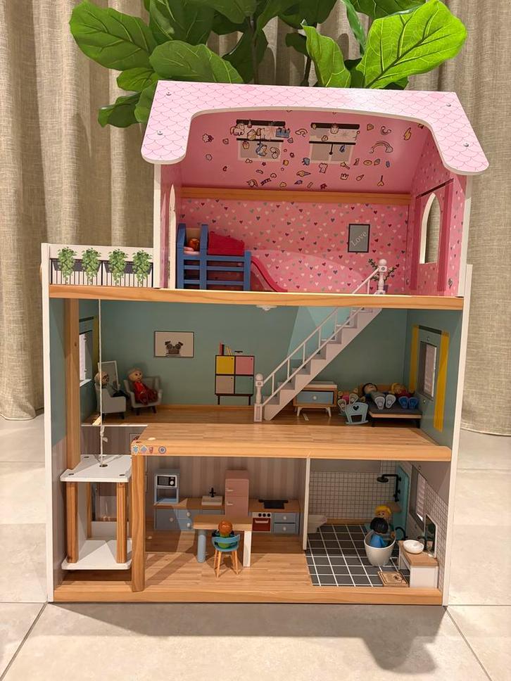 Groot Poppenhuis met Meubels en Accessoires, Verzamelen, Poppenhuizen en Toebehoren, Gebruikt, Poppenhuis, Ophalen