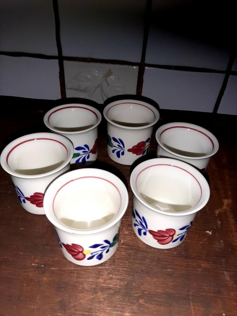 Set van 6 porseleinen eierdopjes boerenbont, Ophalen of Verzenden