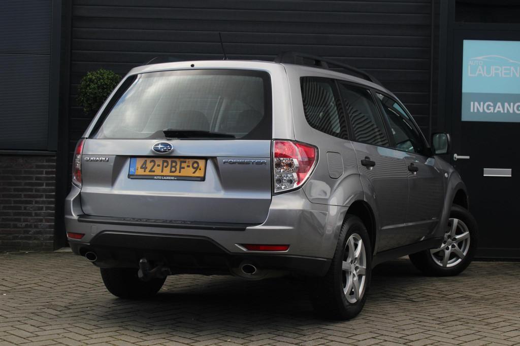 Subaru Forester 2.0 X Intro | Trekhaak |, Auto's, Subaru, 1994 cc, Stof, Zwart, Origineel Nederlands