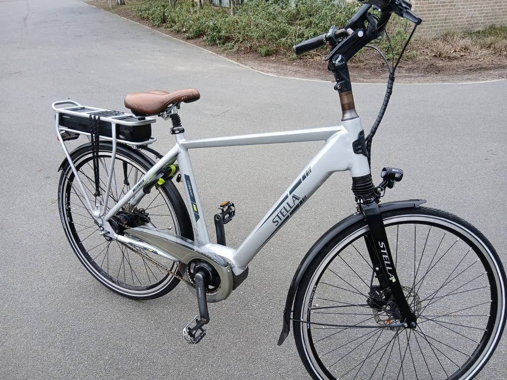 Elektrische herenfiets Stella Arturo met middenmotor, Ophalen, Zo goed als nieuw, Versnellingen