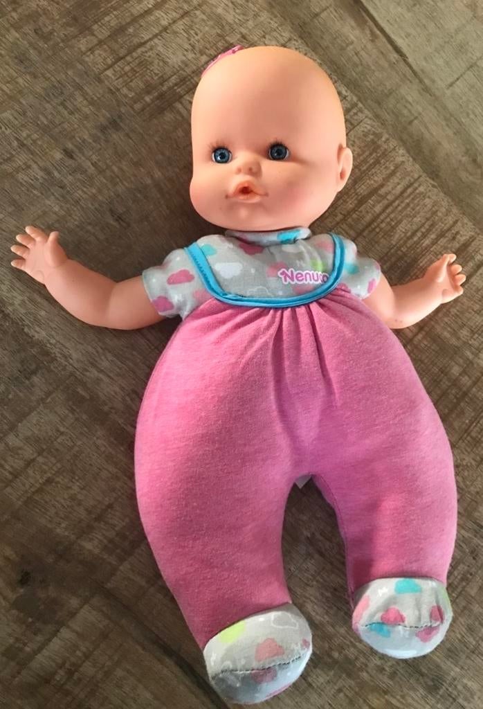 Nenuco babypop met roze pakje, Ophalen of Verzenden, Zo goed als nieuw, Babypop