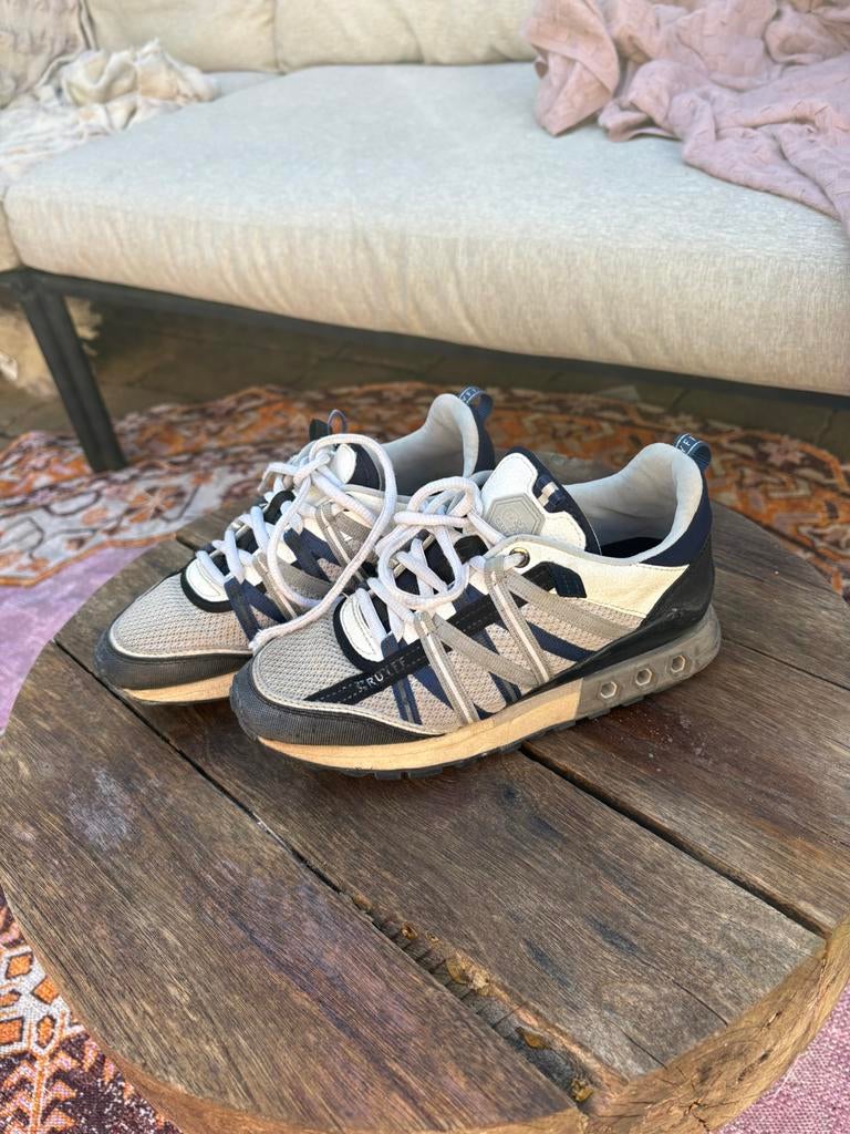 Cruyff jongens schoenen maat 34, Ophalen, Zo goed als nieuw, Jongen, Schoenen