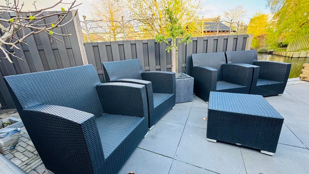 4x wicker loungestoelen incl tafeltje en grijze kussens, Ophalen, 4 zitplaatsen, Gebruikt, Loungeset