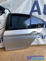 BMW 5 SERIE F10 Grijs links achter deur portier 2009-2016, Auto-onderdelen, Petuelring 130
80788  Munich, DE, Gebruikt, Deur, Info@bmw.de