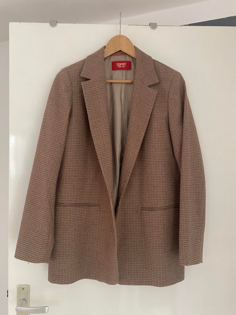 Mooie blazer, Maat 38/40 (M), Beige, Ophalen of Verzenden, Zo goed als nieuw