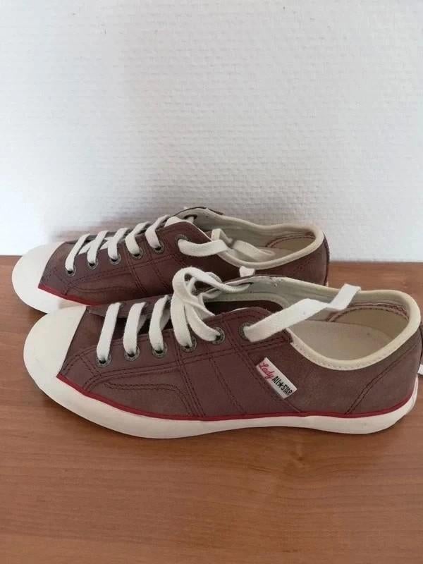 Bruine Lady All-Star leren Sneakers Maat 35, Bruin, Nieuw, Ophalen of Verzenden, Sneakers of Gympen