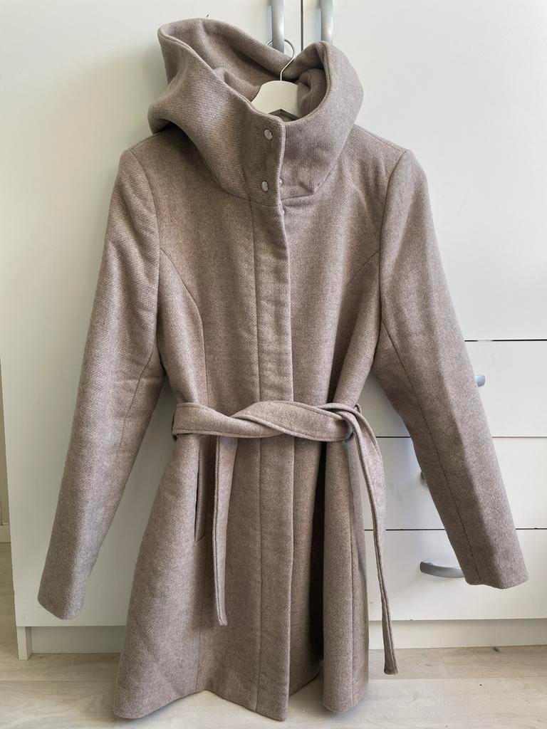 Korte wollen jas, Ophalen of Verzenden, Nieuw, Maat 38/40 (M), Beige