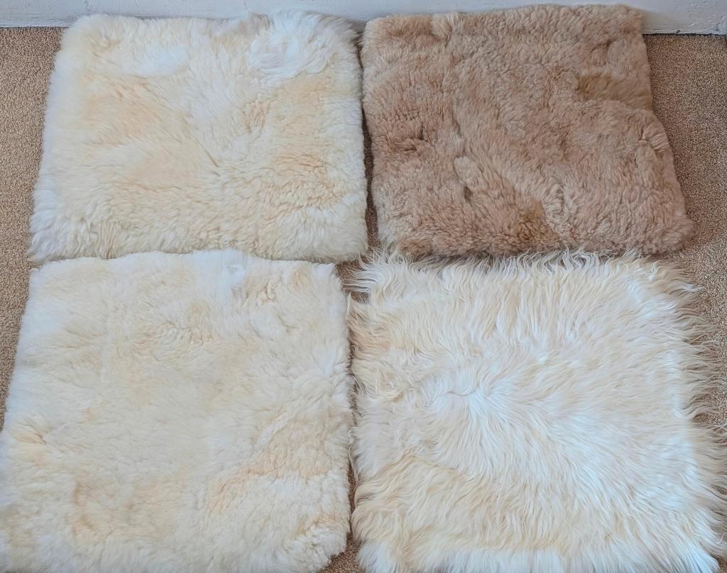 4x kussen schapenvacht  wit NIEUW Subtiele tinten, Ophalen, Nieuw, Wit, Vierkant