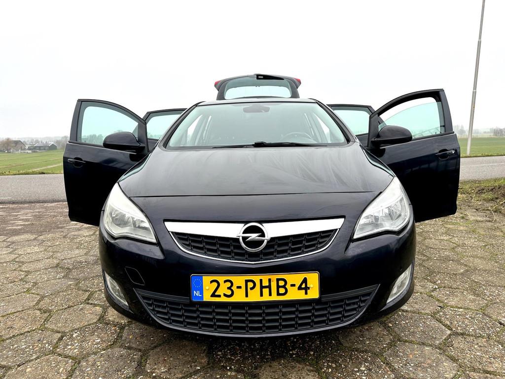 Opel Astra 1.4 Turbo 5Drs Navi Scherm Airco Cruise Control V, Auto's, Opel, Voorwielaandrijving, Euro 5, Parkeersensor, Gebruikt