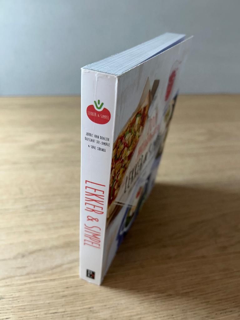 Lekker & Simpel 200 Hoofdgerechten, Boeken, Ophalen of Verzenden, Zo goed als nieuw, Hoofdgerechten