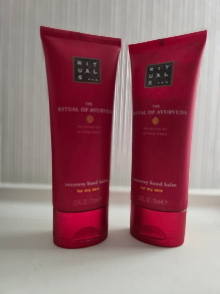 Rituals The Ritual of Ayurveda Handbalsem (2 stuks), Ophalen of Verzenden, Nieuw, Bodylotion, Crème of Olie