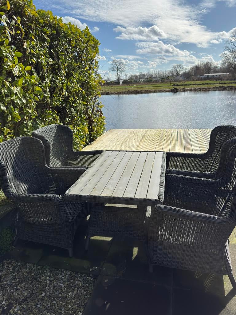Kunststof Tuinmeubelset - 4 Stoelen met Kussens, Tuin en Terras, Tuinsets en Loungesets, Ophalen, 4 zitplaatsen, Kunststof, Zo goed als nieuw