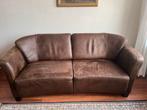 Comfortabele bruine leren tweezitsbank, Gebruikt, 150 tot 200 cm, Tweepersoons, Ophalen of Verzenden